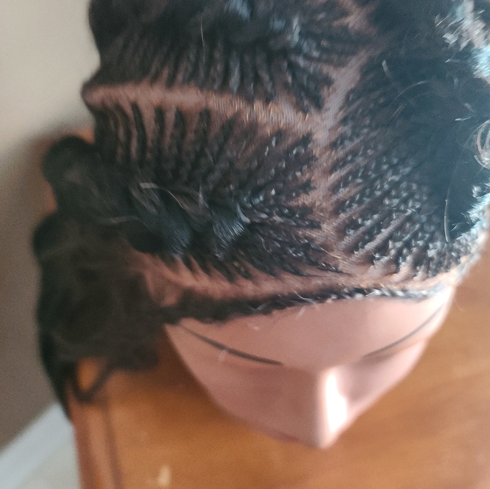 4 lace wigs